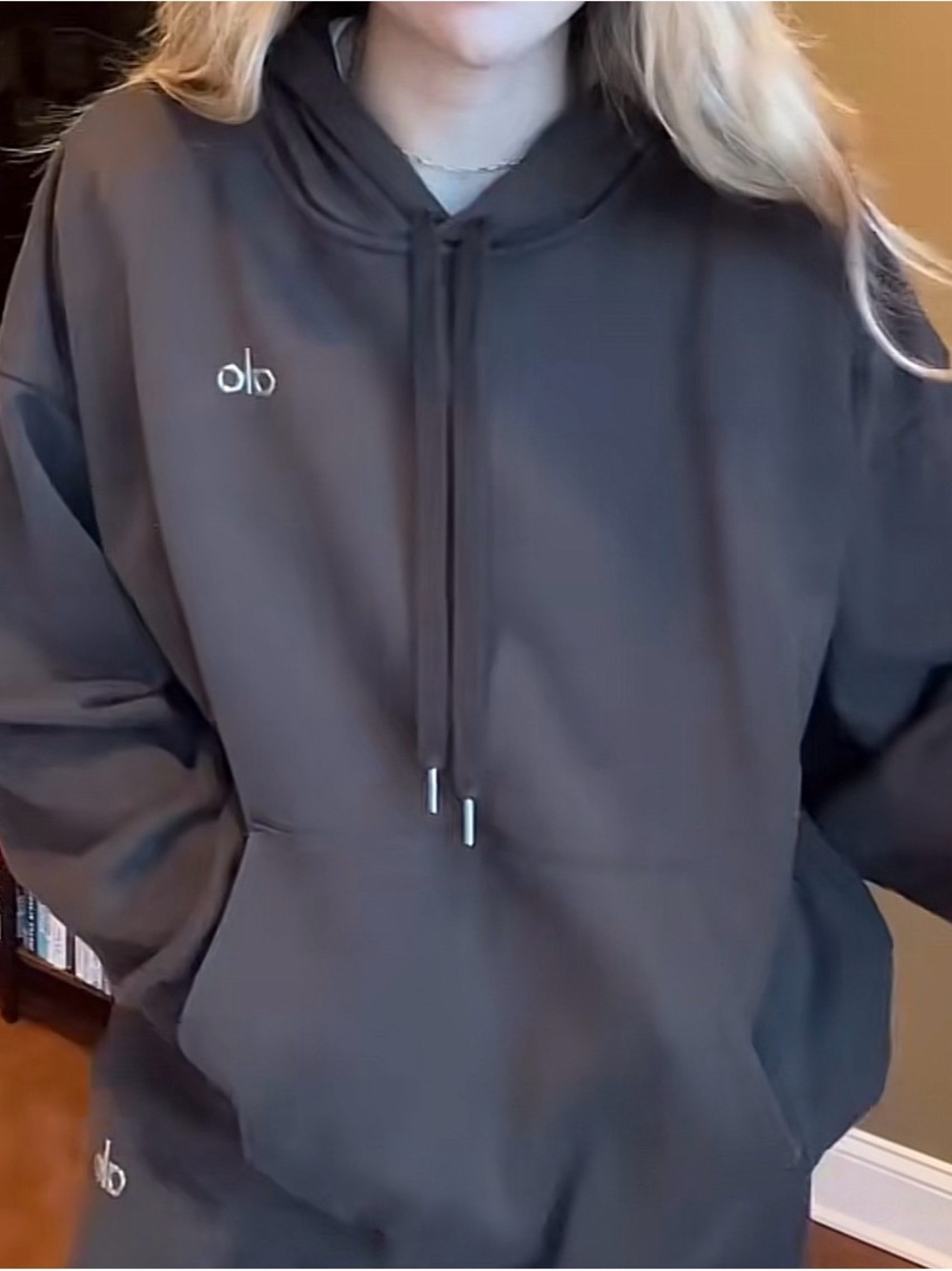 ALO Yoga Women's espresso Hoodie Sweatshirt